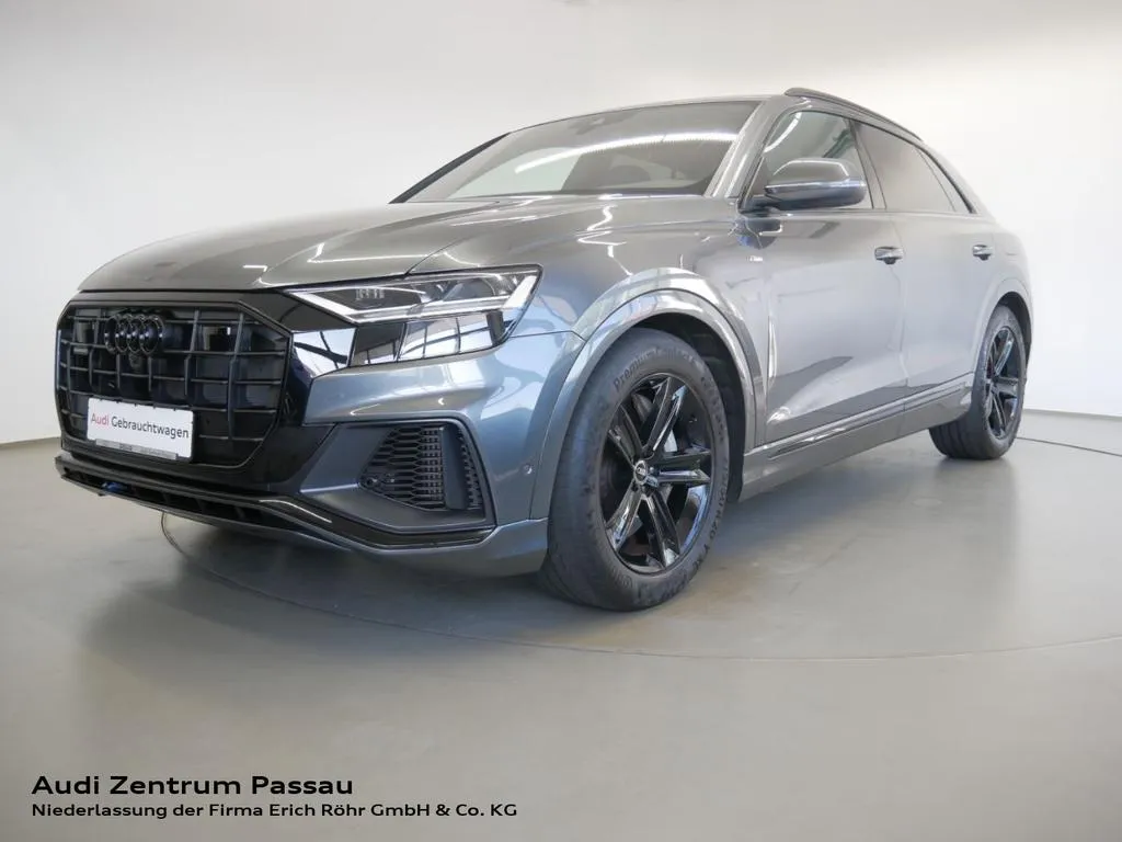 Audi Q8