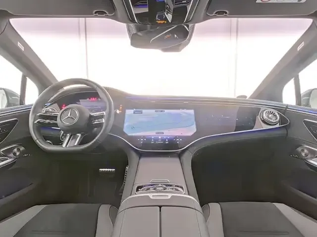 Mercedes-Benz EQE 500