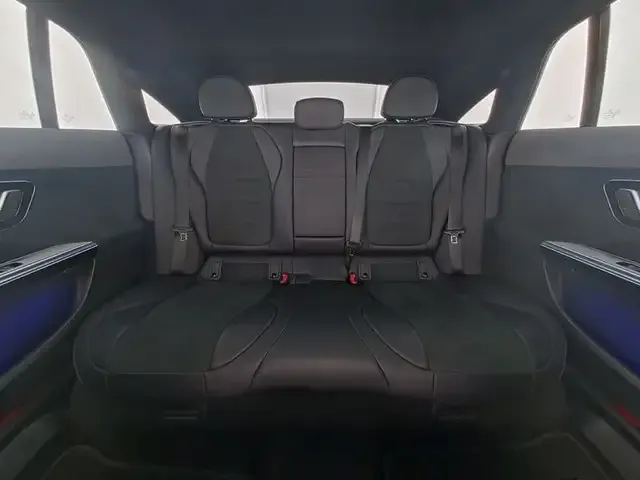 Mercedes-Benz EQE 500