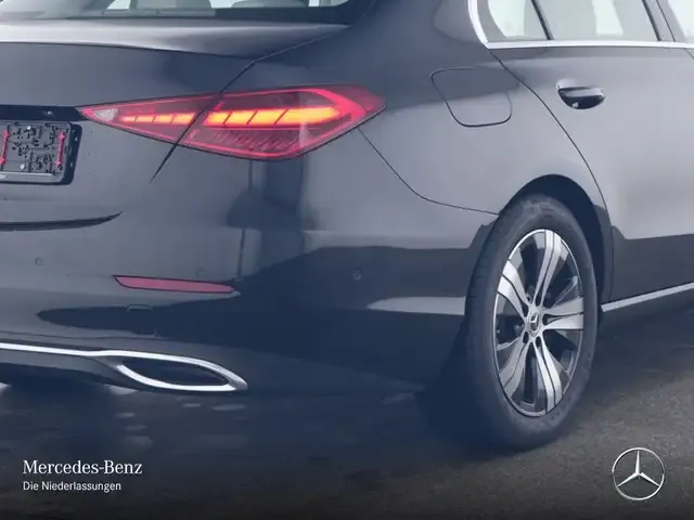 Mercedes-Benz C 180