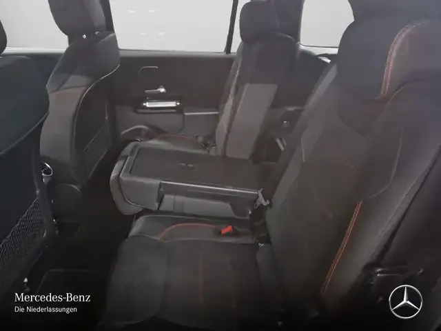 Mercedes-Benz EQB 300