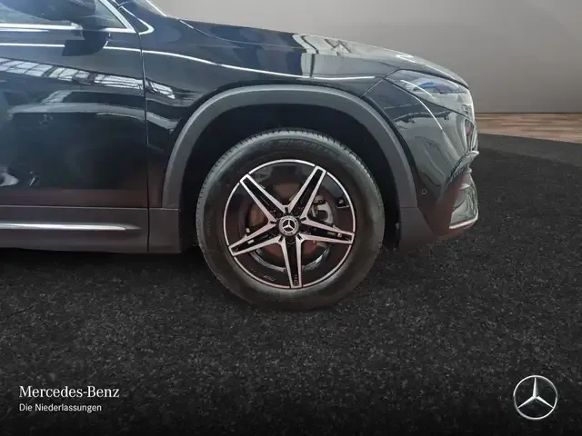 Mercedes-Benz EQB 300