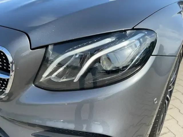 Mercedes-Benz E 53 AMG