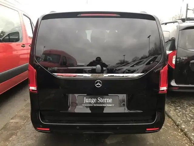 Mercedes-Benz V 300
