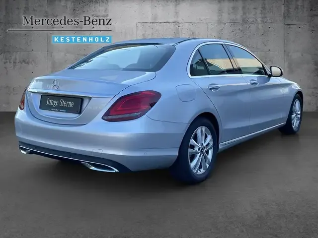 Mercedes-Benz C 180