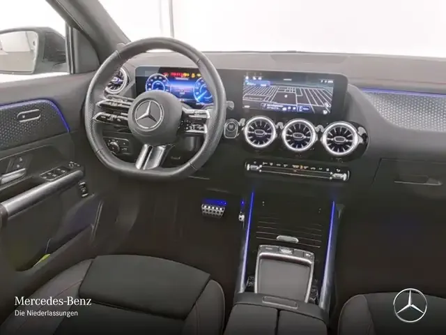 Mercedes-Benz EQA 300
