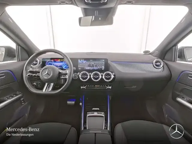 Mercedes-Benz EQA 300