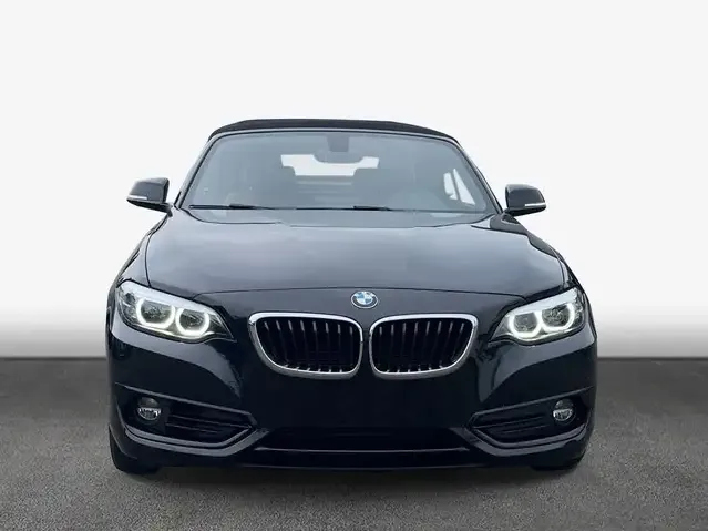 BMW 218