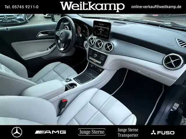 Mercedes-Benz GLA 200