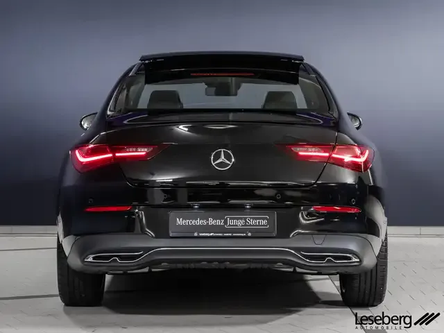 Mercedes-Benz CLA 180