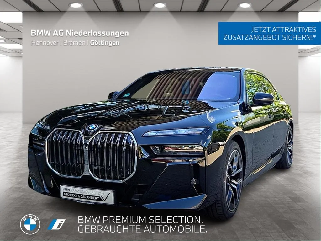 BMW i7