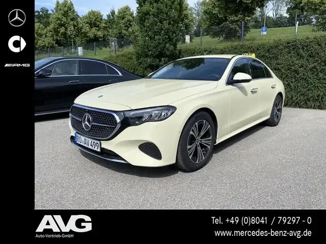 Mercedes-Benz E 200