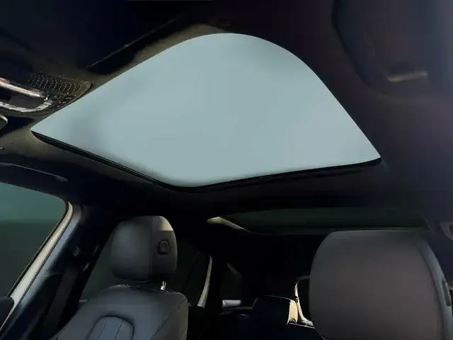 Mercedes-Benz GLA 220