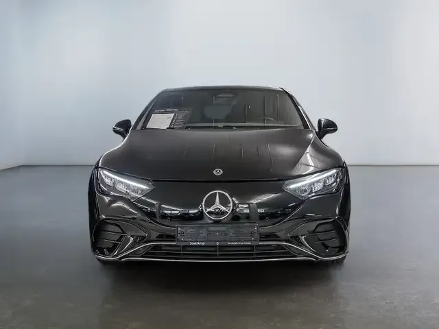 Mercedes-Benz EQE 300