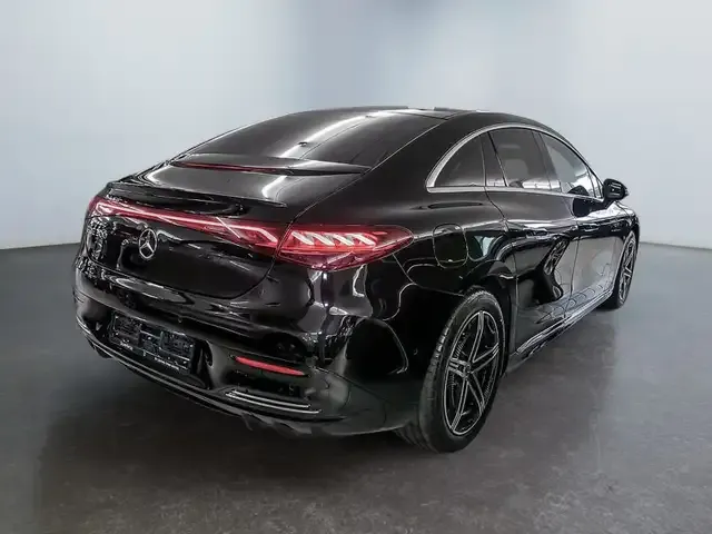 Mercedes-Benz EQE 300
