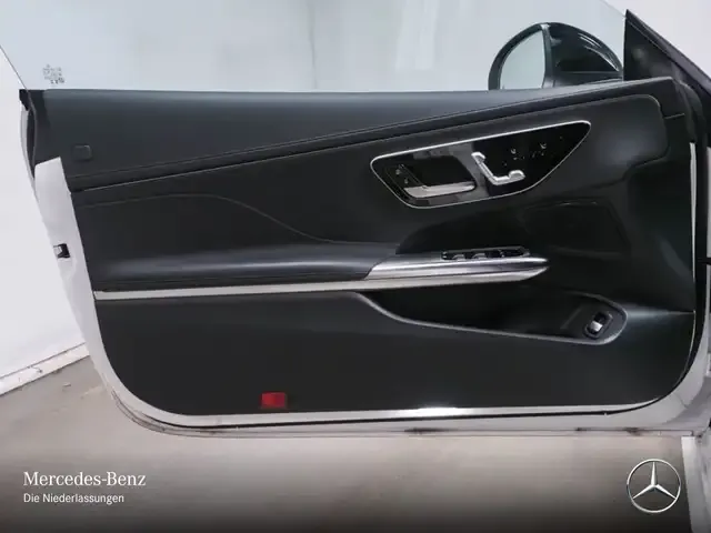 Mercedes-Benz CLE 200