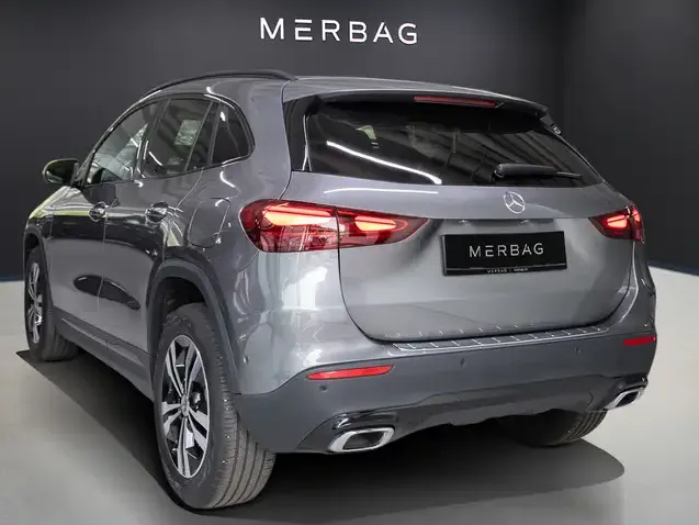 Mercedes-Benz GLA 250