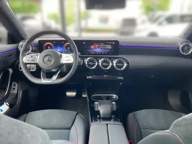 Mercedes-Benz CLA 250