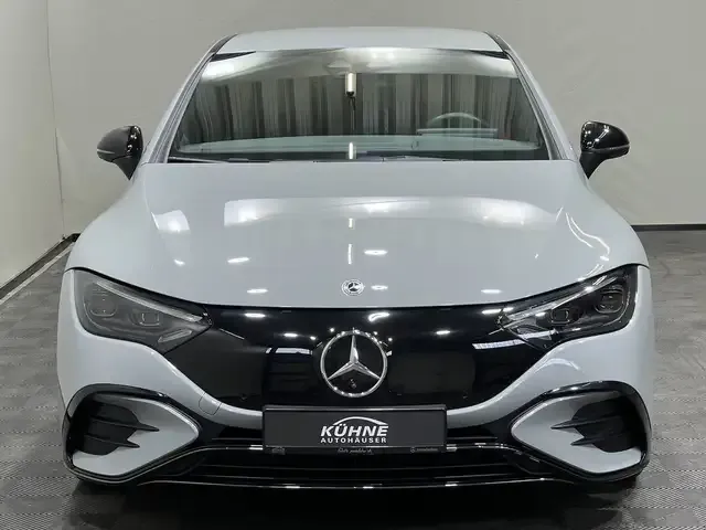 Mercedes-Benz EQE 350