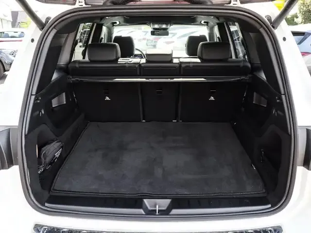Mercedes-Benz EQB 300