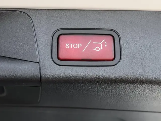 Mercedes-Benz EQB 300