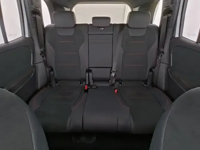 Mercedes-Benz EQB 300