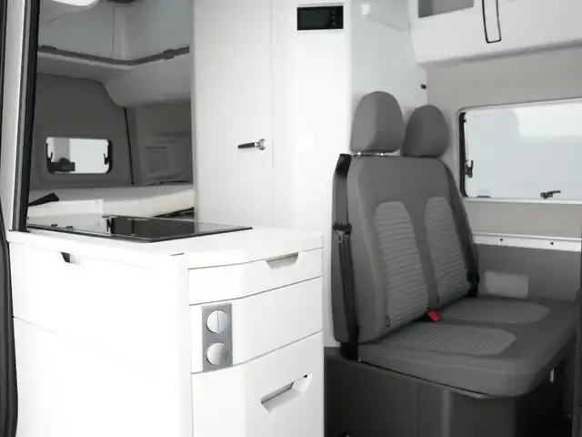 Volkswagen Grand California