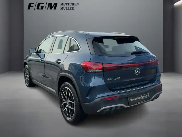Mercedes-Benz EQA 250