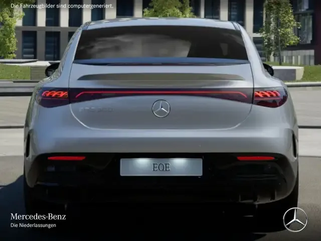 Mercedes-Benz EQE 300