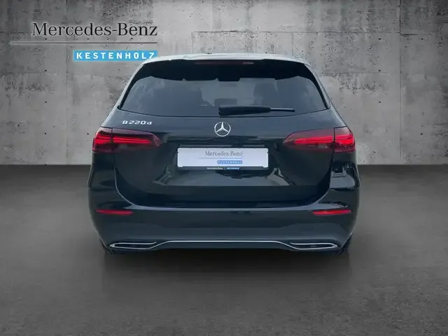 Mercedes-Benz B 220