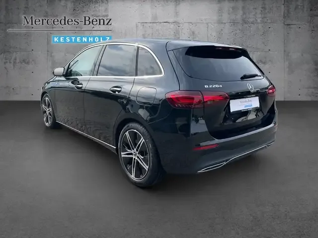 Mercedes-Benz B 220