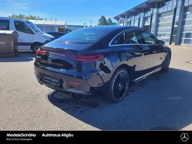 Mercedes-Benz EQE 350