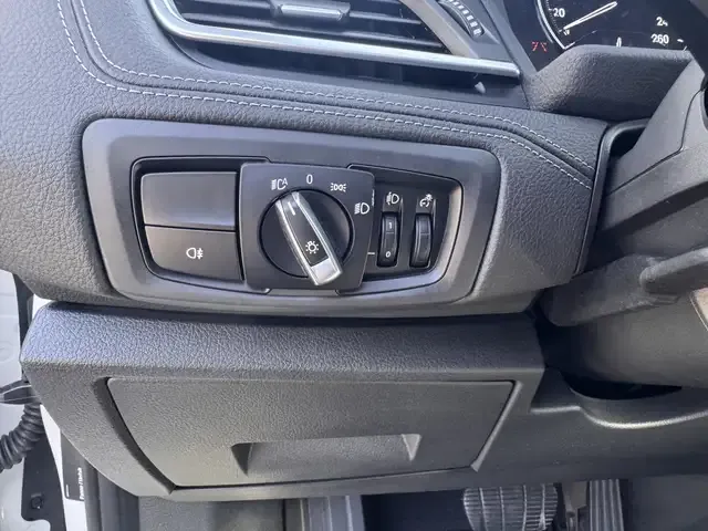 BMW 225