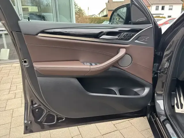 BMW X4 M
