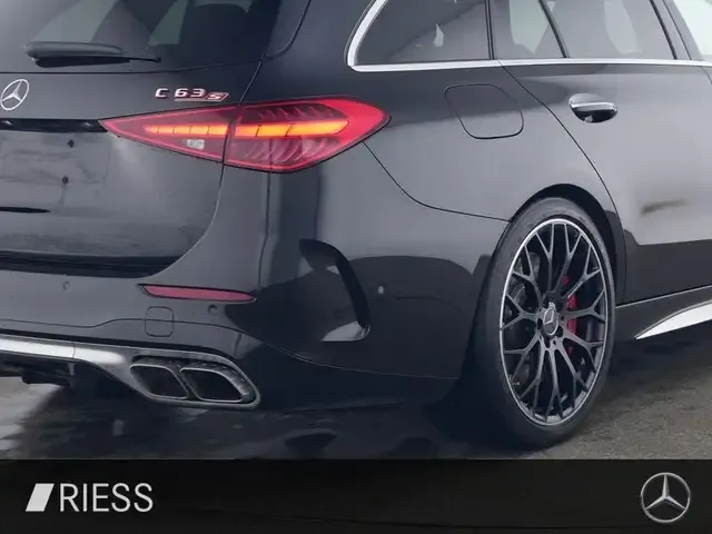Mercedes-Benz C 63 AMG