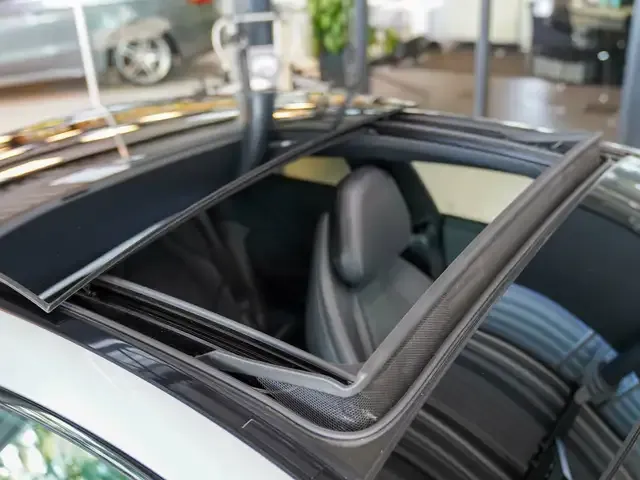 Mercedes-Benz CLE 220