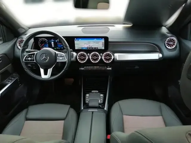 Mercedes-Benz EQB 250