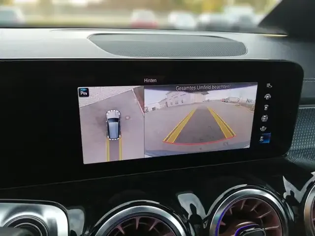 Mercedes-Benz EQB 250