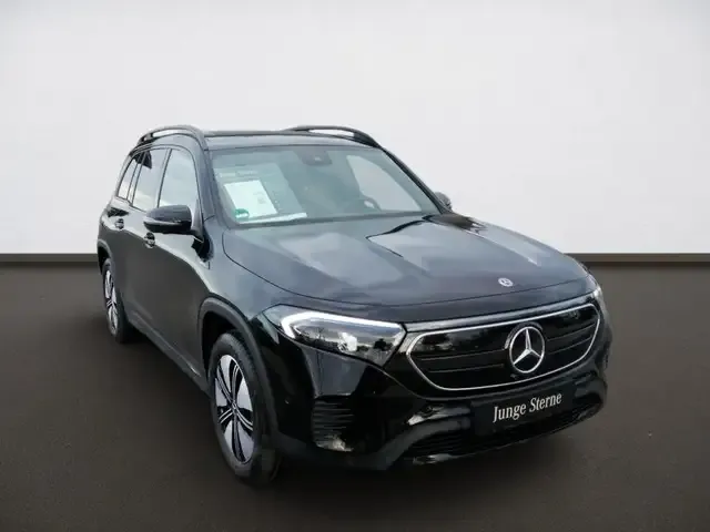Mercedes-Benz EQB 250