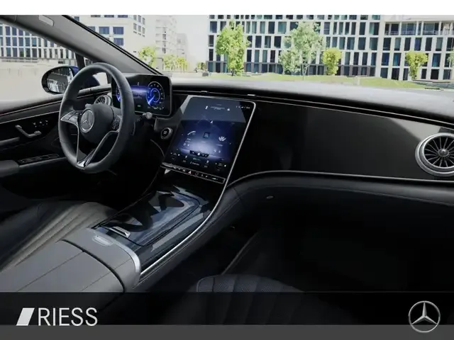 Mercedes-Benz EQS