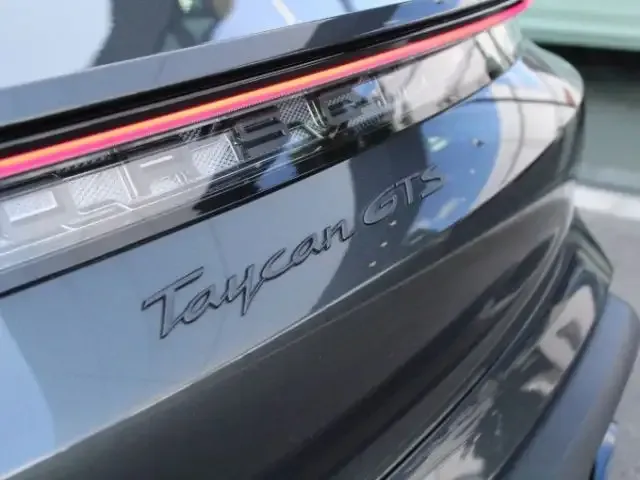 Porsche Taycan