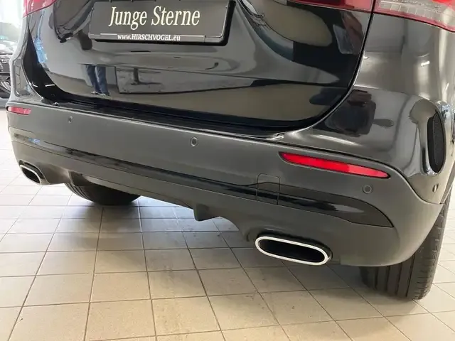 Mercedes-Benz GLA 250