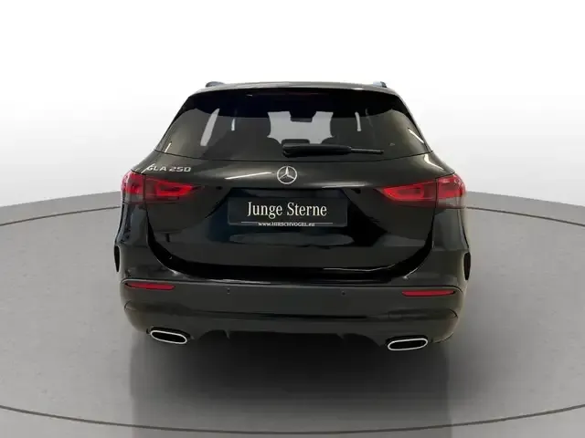Mercedes-Benz GLA 250
