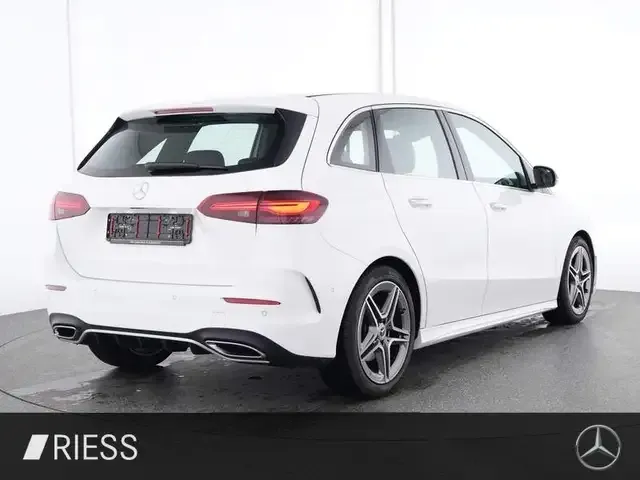 Mercedes-Benz B 200