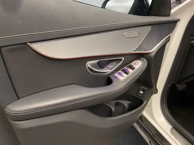 Mercedes-Benz EQC 400