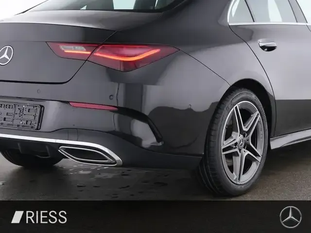 Mercedes-Benz CLA 200