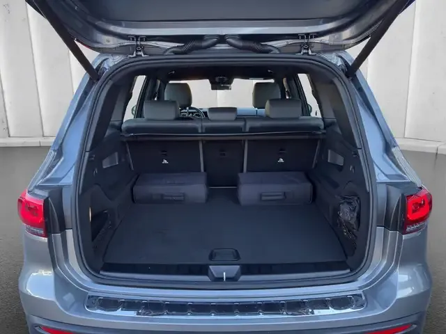 Mercedes-Benz EQB 300