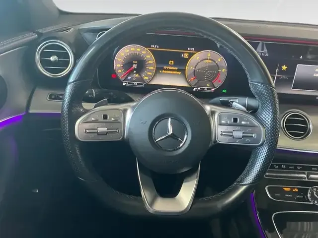 Mercedes-Benz E 400