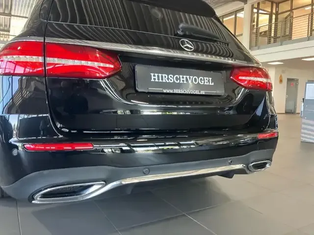 Mercedes-Benz E 400