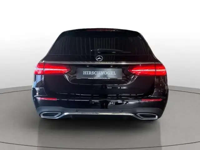 Mercedes-Benz E 400